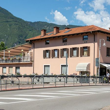 Appartamento Grande Al Ponte. Situato Vicino All'Ospedale, Al Parco E Al Centro Citta Trento Exterior photo